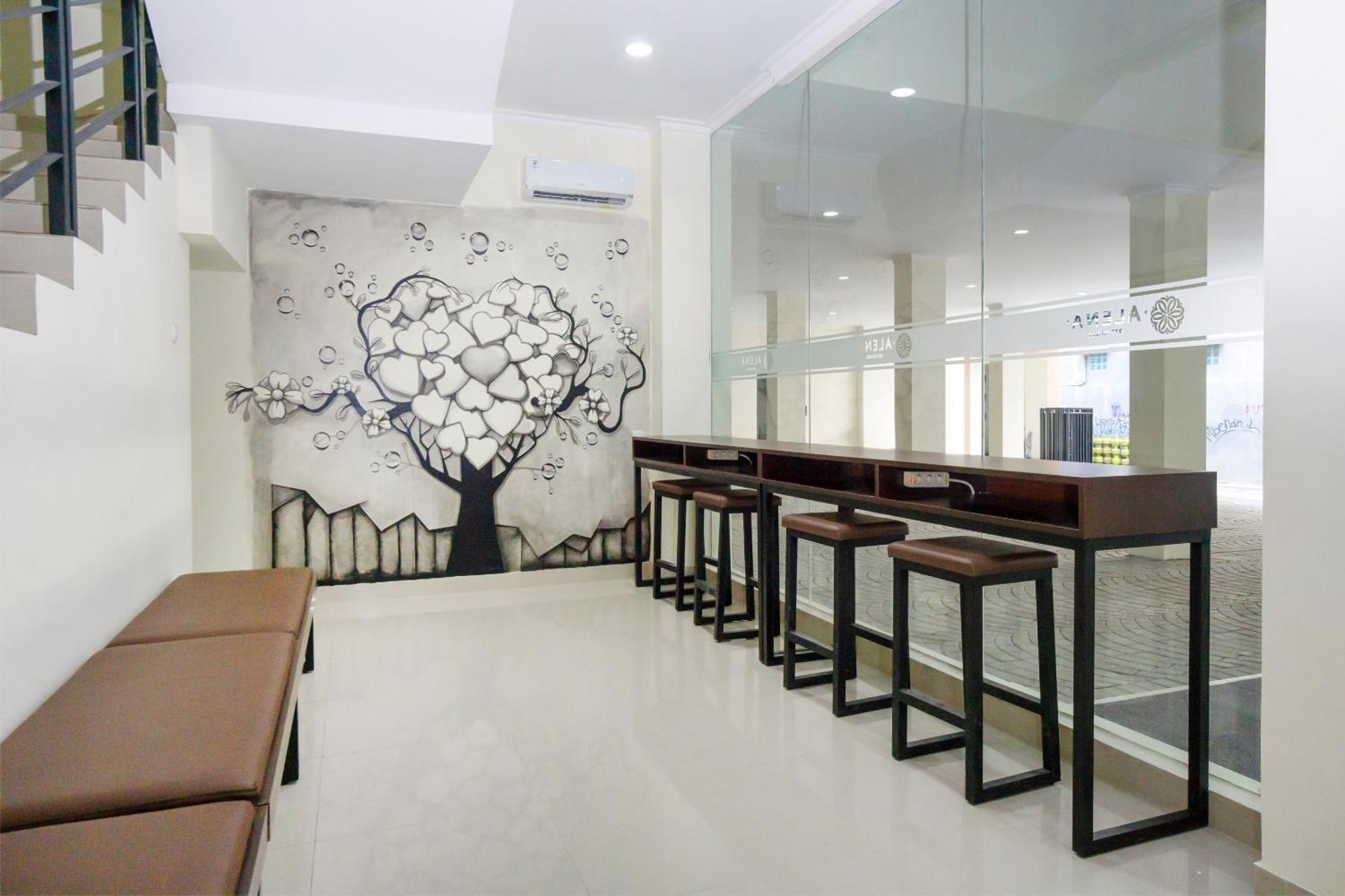 Collection O Yogyakarta Near Jalan Malioboro Formerly Alena Residence Dış mekan fotoğraf
