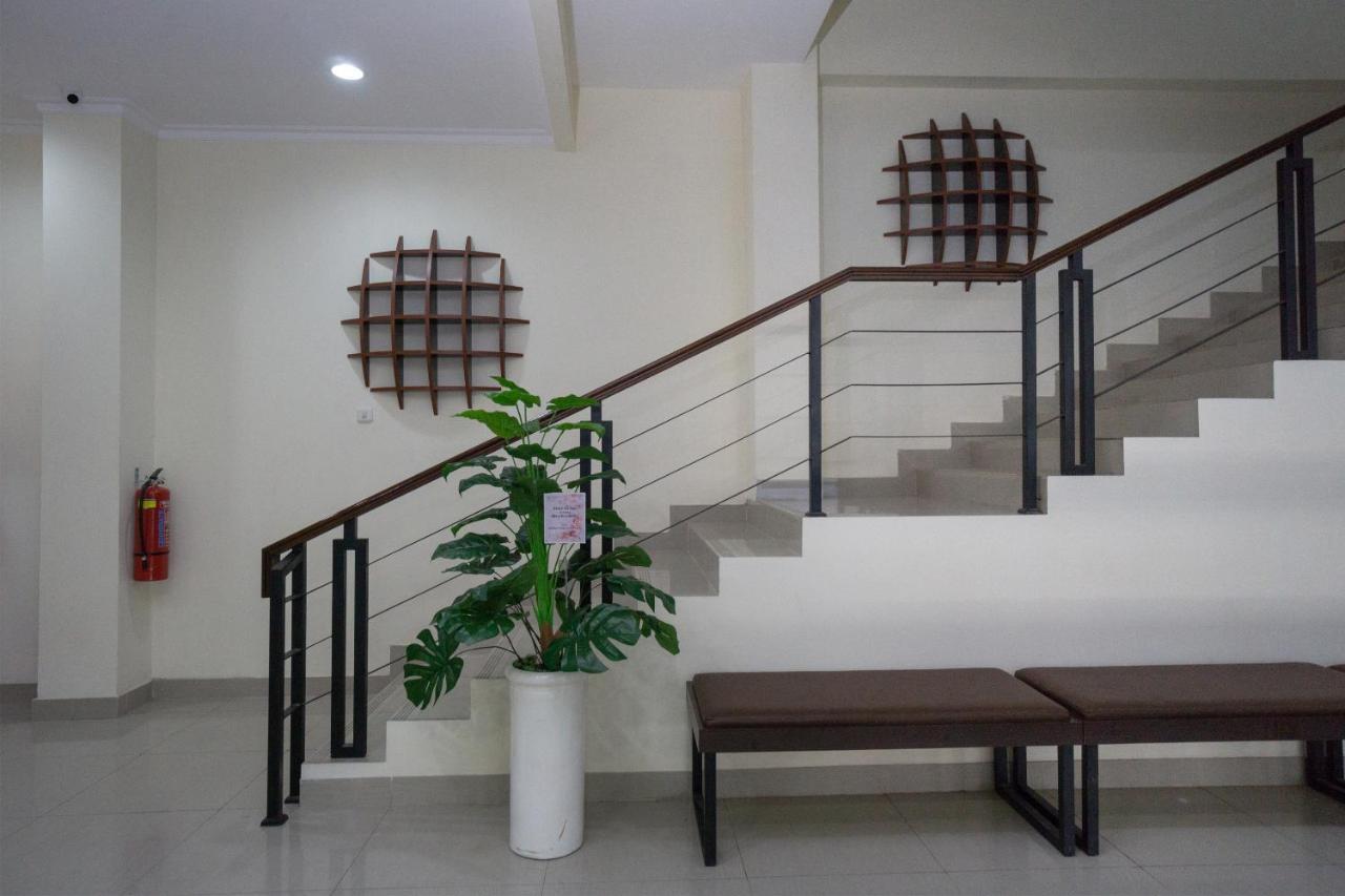 Collection O Yogyakarta Near Jalan Malioboro Formerly Alena Residence Dış mekan fotoğraf
